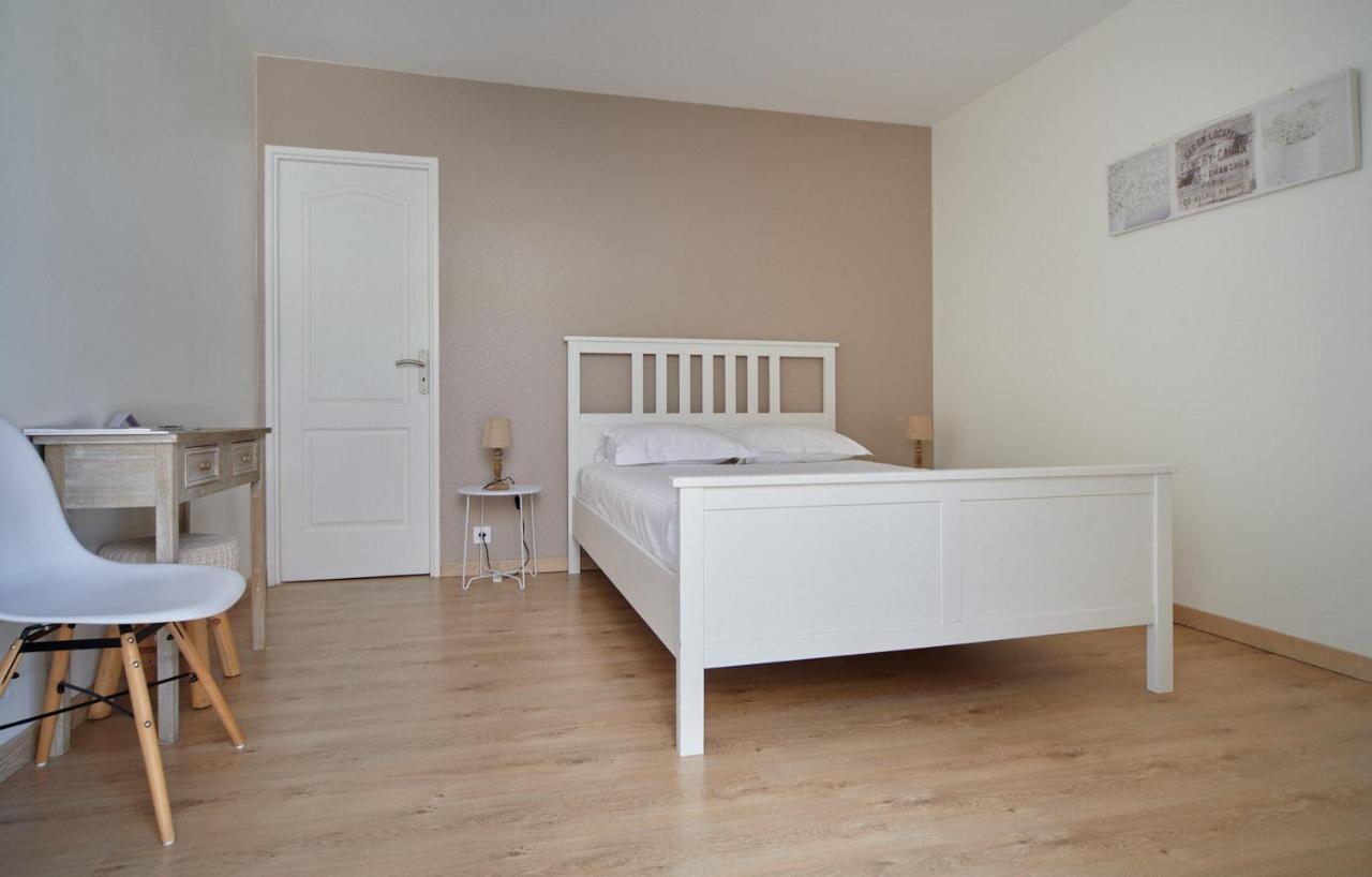 Le Carre Saint Pierre - Chambres D'Hotes Marey-les-Fussey Buitenkant foto